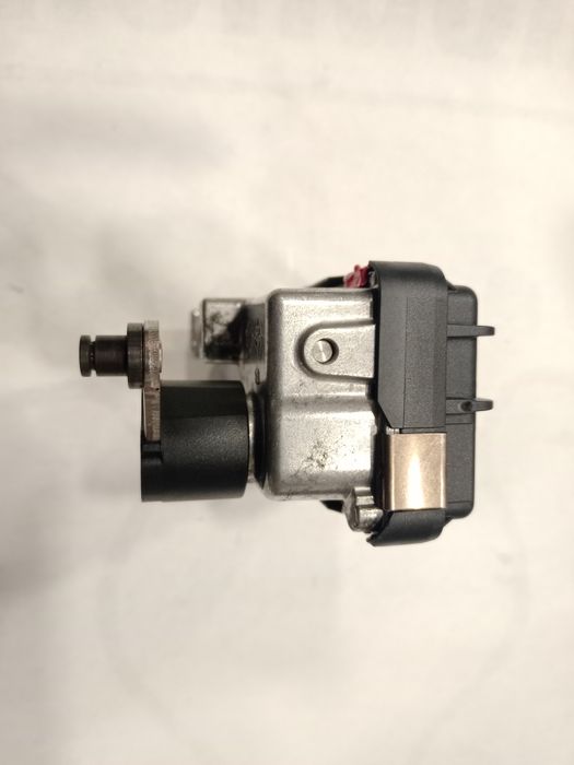 Актуатор, управление,моторче турбо Мерцедес 320cdi,350cdi,3.0d,V6
