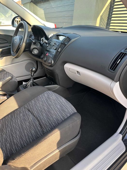 Vand Kia Ceed, 2007, 190.000km, stare buna, 3000 euro negociabil