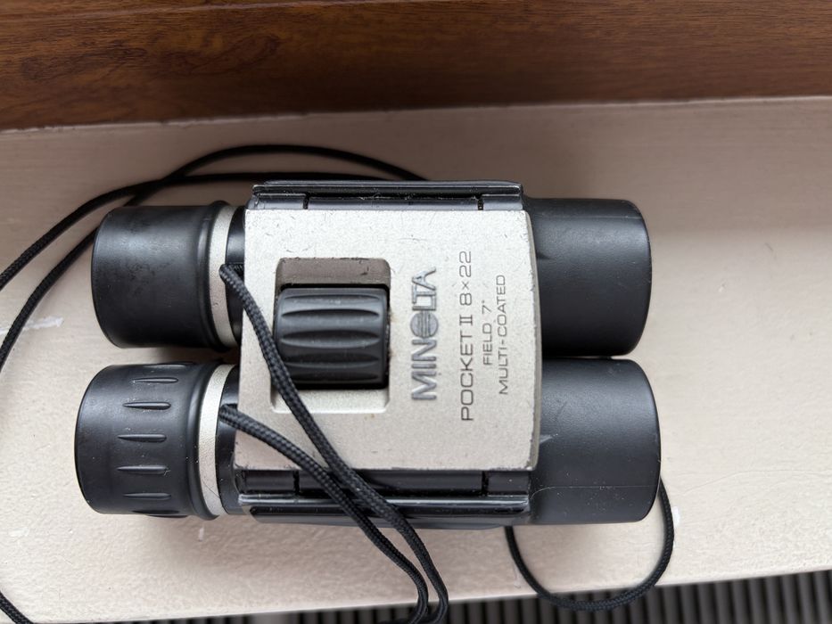 Binoclu Minolta Pocket II 8x22