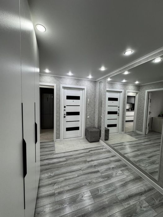 В продаже 3 комн квартира.
