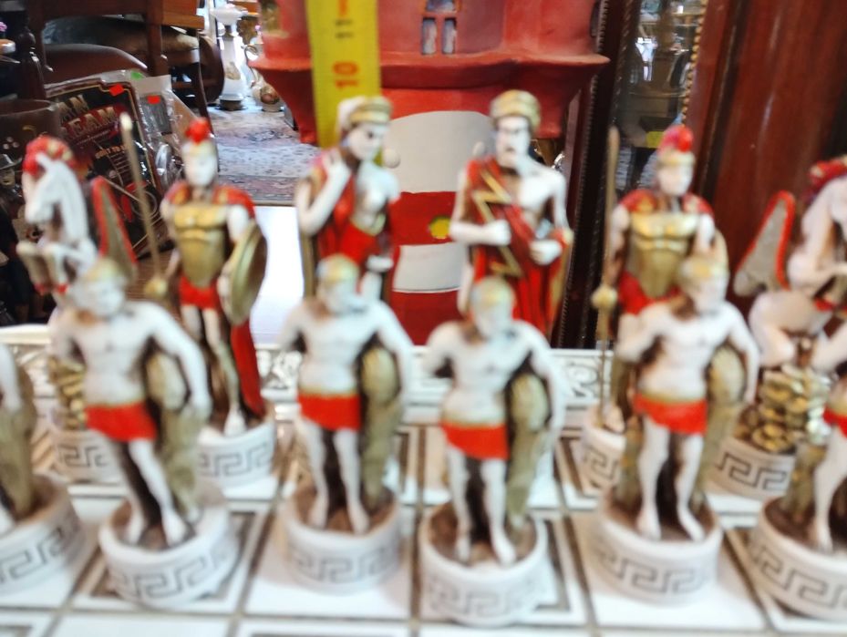 Гранитен шах с древногръцки мотиви - Зевс и Хера