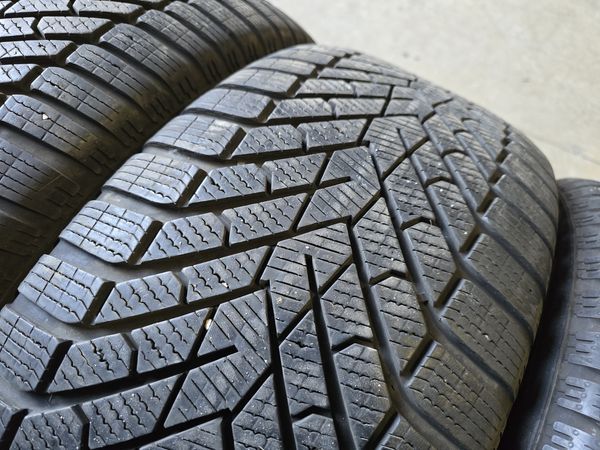 255/50/19//235/55/19 PIRELLI