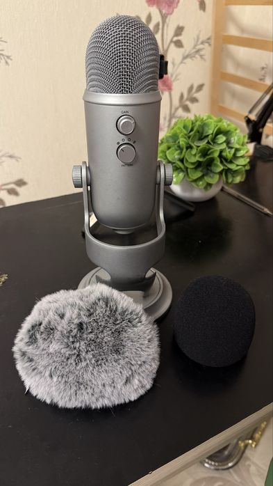 Микрафон Blue Yeti для АСМР