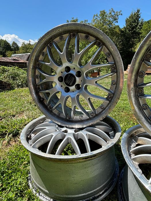 Vând jante pe 17