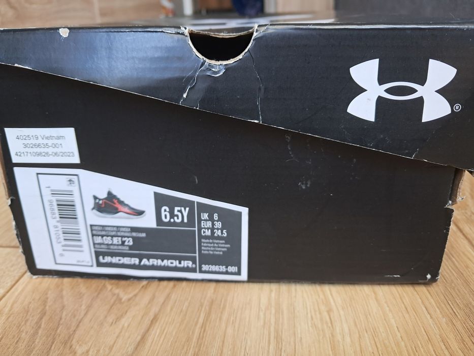 Adidasi Under Armour, mar 39, textil si piele naturala