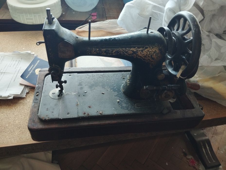 Стара шивачна машина