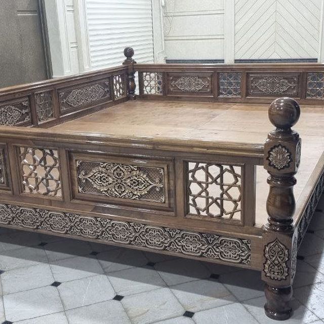 Сури тапчан карават