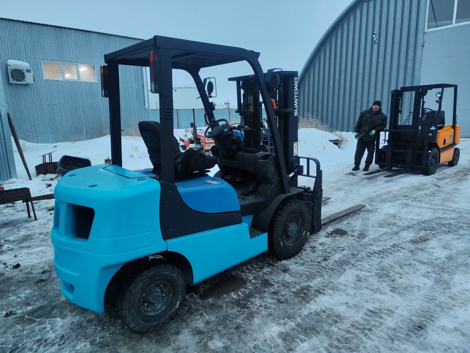 Продам вилочный погрузчик. Кара