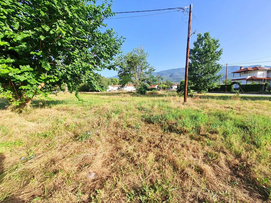 Продава се парцел с площ 4700 м2 в Аспровалта, Гърция