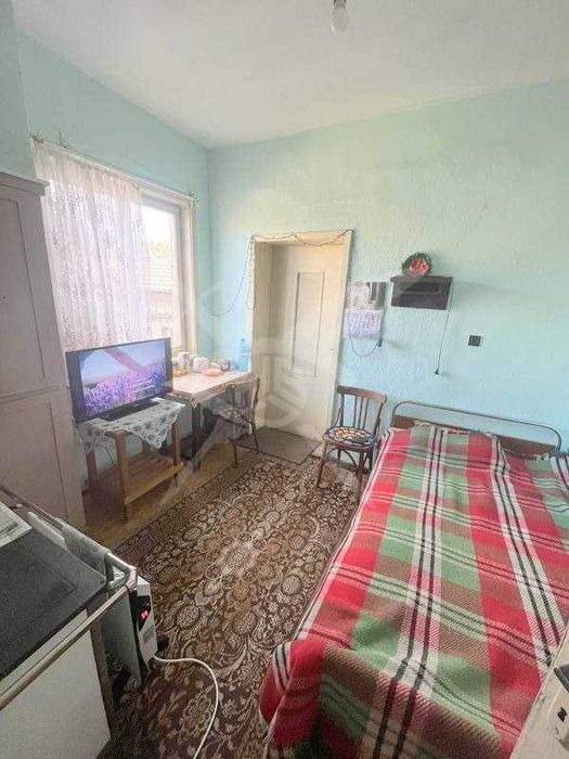 Продава се Къща в Карнобат - 60 кв.м за 750 €/кв.м - Снимка #11