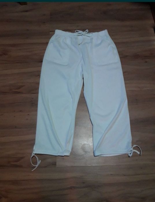 Pantaloni 3/4 damă