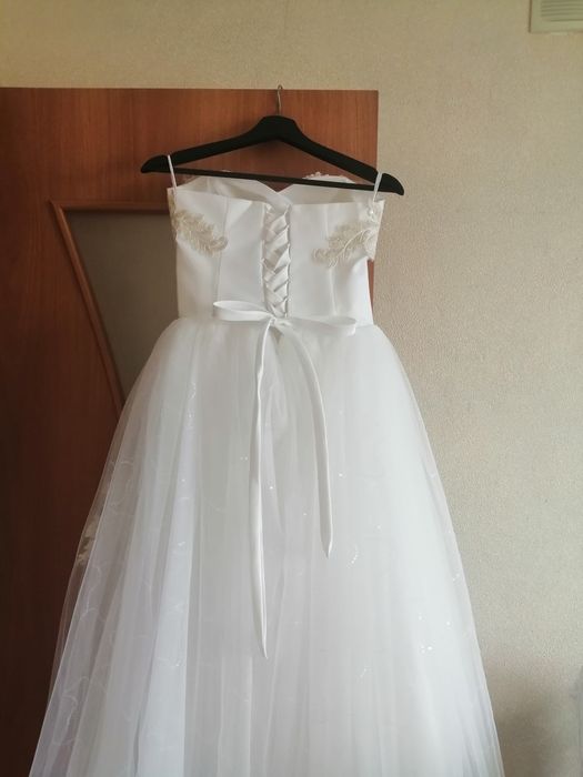 Платье свадебное