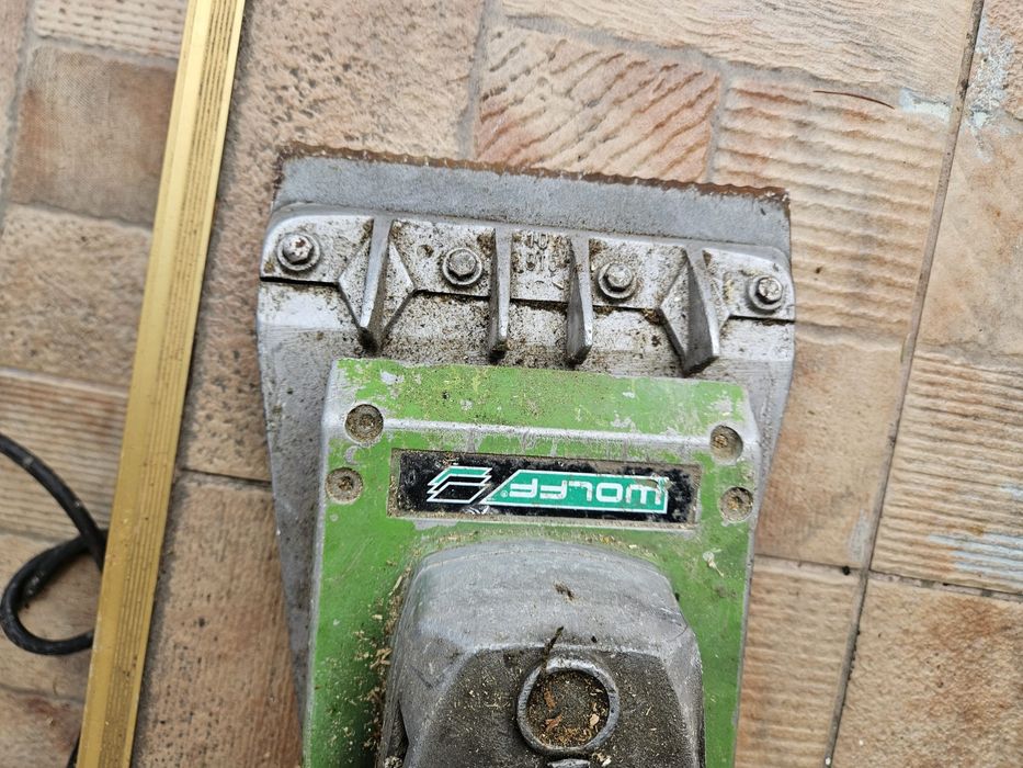 Masina decopertat pardoseli .