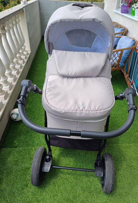 Бебешка количка 130лв