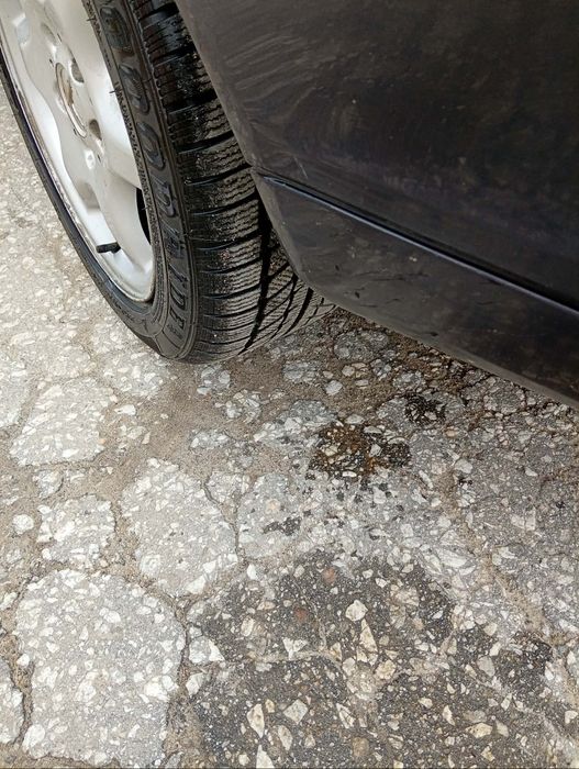 Автомобил мерцедес