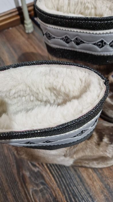 продам унты натуральные