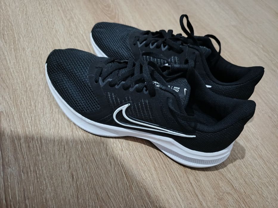 Кроссовки Nike Downshifter 11
Оригинал
Новые 
Популярная модель для бе