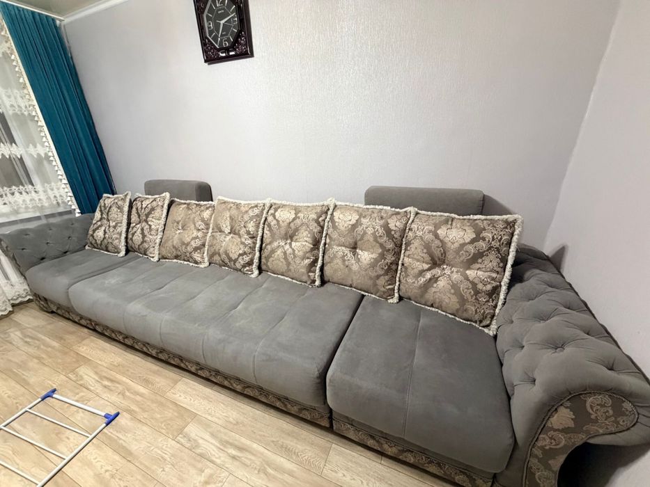 Продам Диван в Хорошем состояни