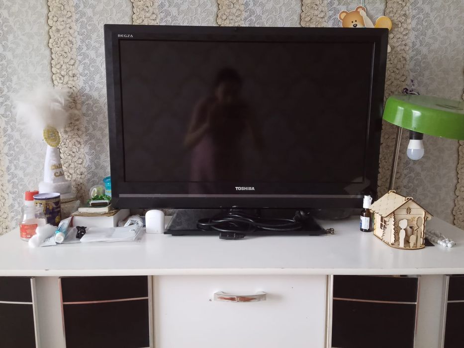 Продам телевизор