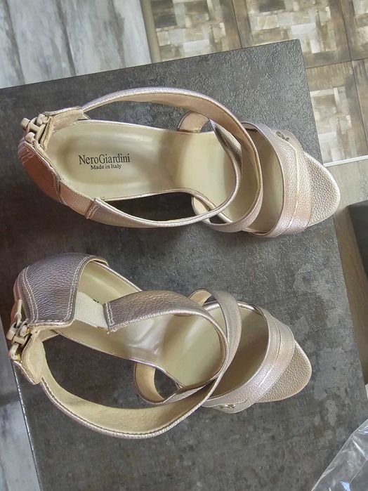 Дамски сандали Nero Giardini обувани веднъж 40 номер