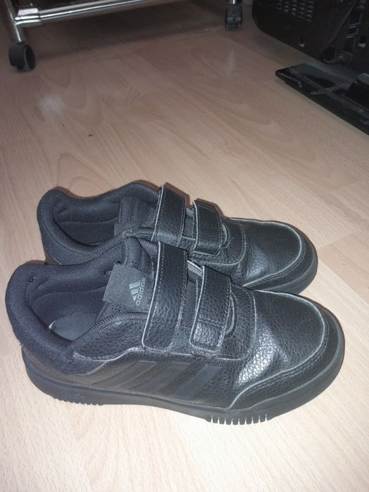 Кроссовки Adidas,  34 размер