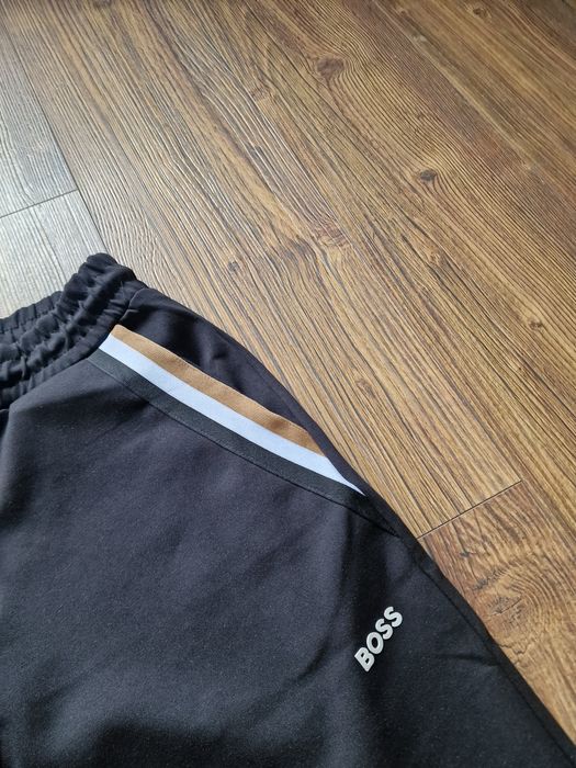 Страхотен мъжки спортен сет екип размер L