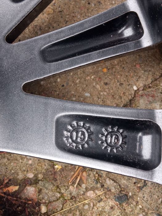 Продам диск с шиной 1 шт