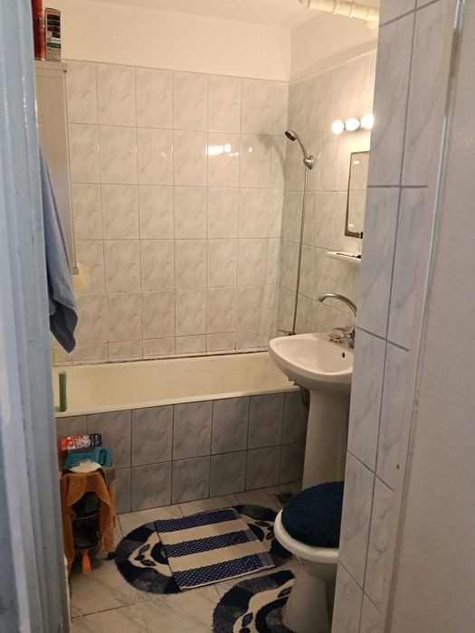 B-dul Constantin Brancoveanu str. Lamotesti vanzare apartament 2 camere semidecomandat