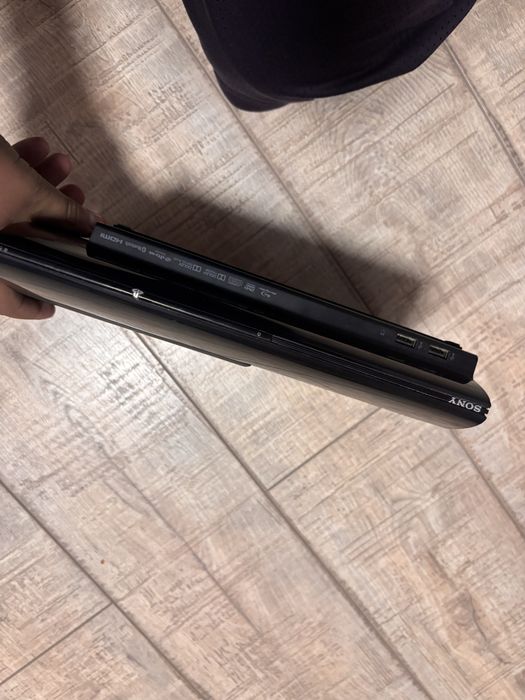 Consolă Video Play Station 3 PS3 Super Slim Black 12 GB Flash Memory :3 Jocuri , 3 Manete , Cabluri