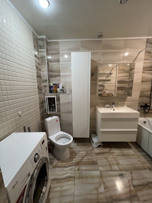 Продам 4-х комн квартиру