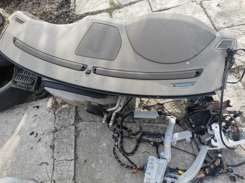 Части за Volvo XC70