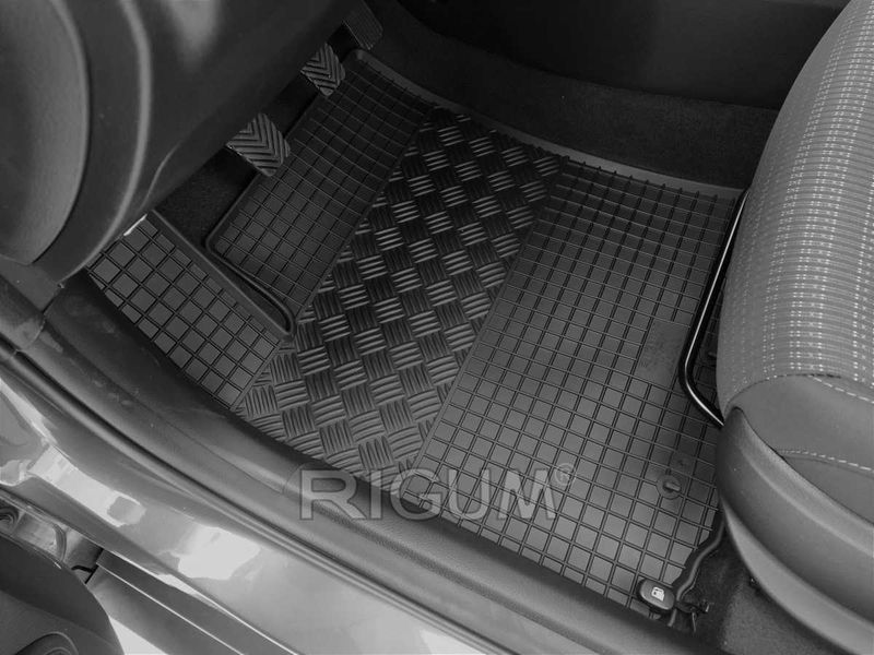 Гумени стелки или багажник KIA RIO IV, Stonic след 2017г и след 2021г