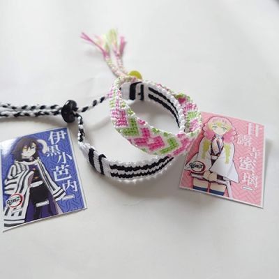 Toʻqilgan aksesuarlar