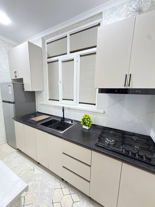 Срочно Продам квартиру Чиланзар 11 2×3/1/4 евроремонт