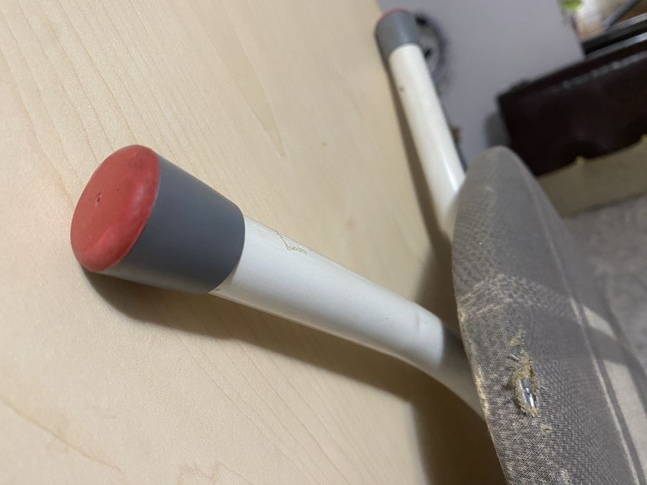 Masă de Călcat Pliabilă, Robustă – Husa Gri Carouri, Dimensiune Mare