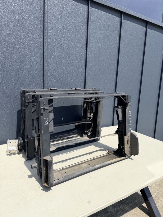 Trager / Masca radiatoare BMW Seria 7 f01 f02 suport armatura