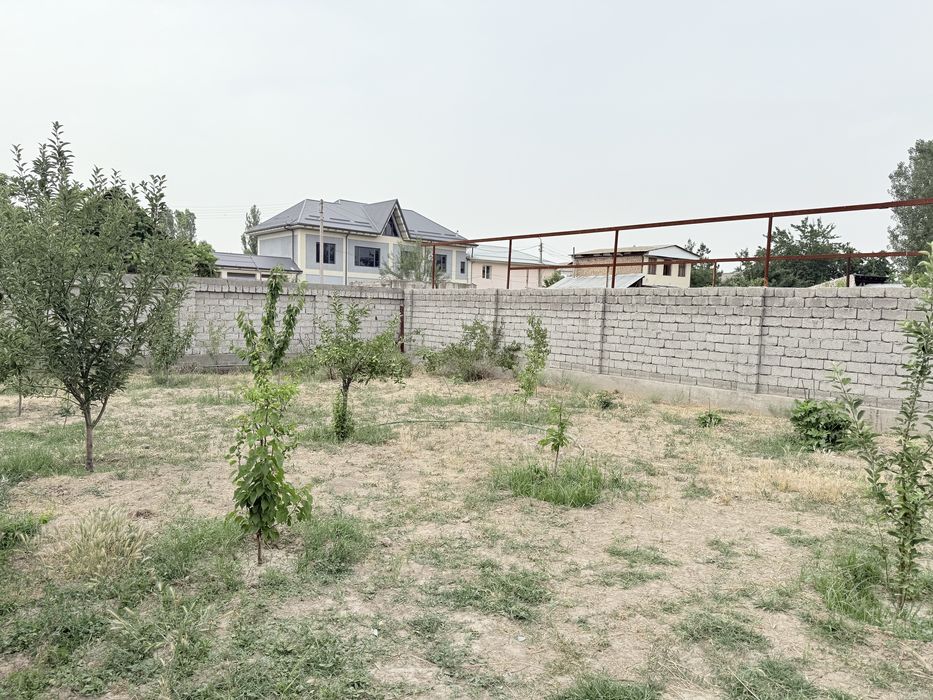 Srochno xovli sotiladi Orta saroyda 9 sotik