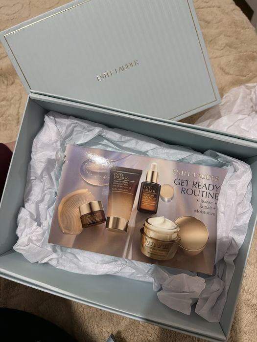 Набор от Estee Lauder Америка