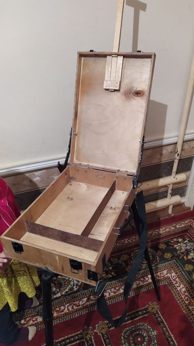 Етюдник. Etyudnik sotiladi