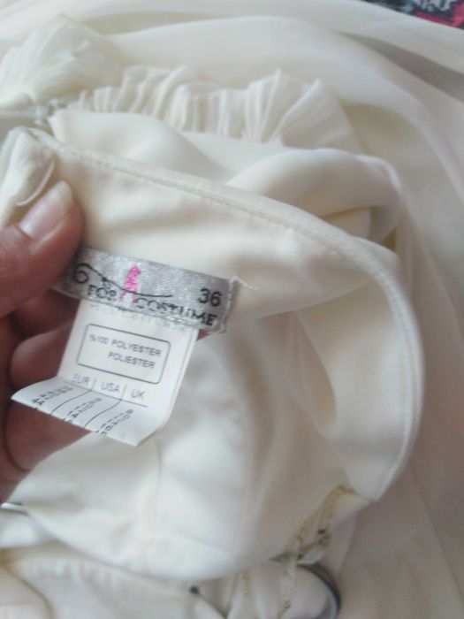 Бални къси рокли