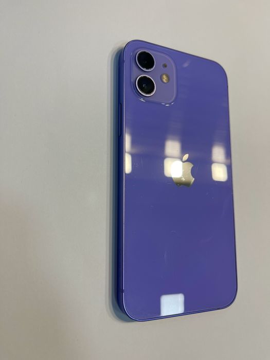 iPhone 12 / Mov / 93% Battery