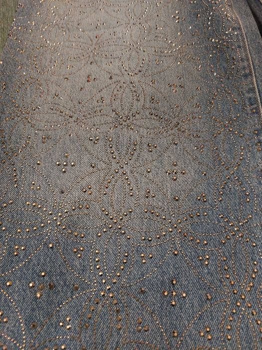 Дънки Only с камъни актуален модел