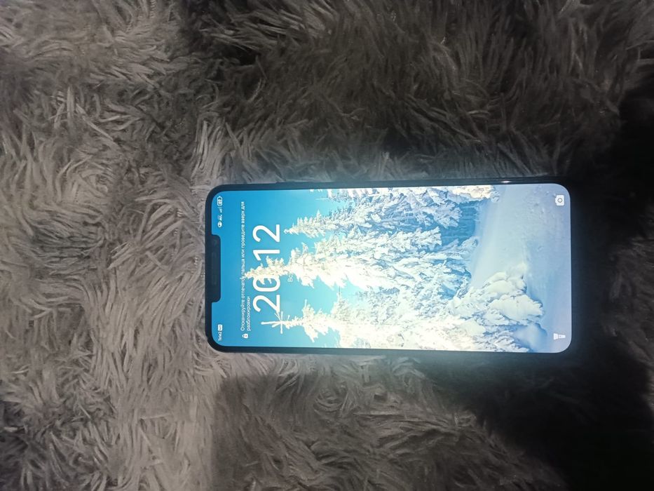 Продам телефон Huawel y92nova