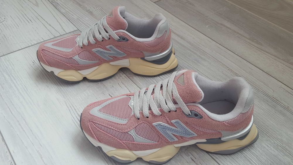 Нови розови дамски маратонки New Balance 9060 U9060HSP р-р 39