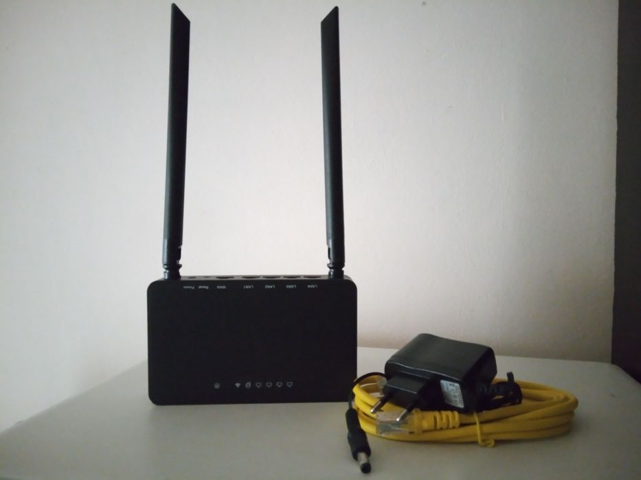 Wi-Fi рутери / суич (Ethernet switch)