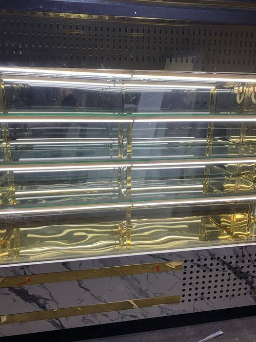 Холодильник витрина