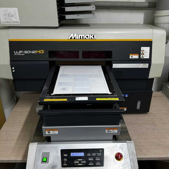 Продам УФ плоттер Mimaki UJF-3042 HG