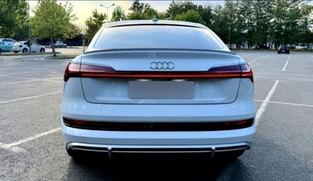 AUDI e-tron 2021 — imagine 2