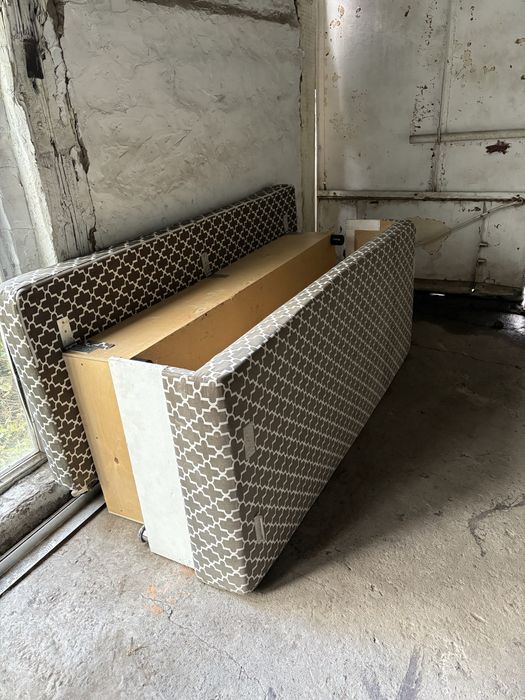 Продам диван книжка