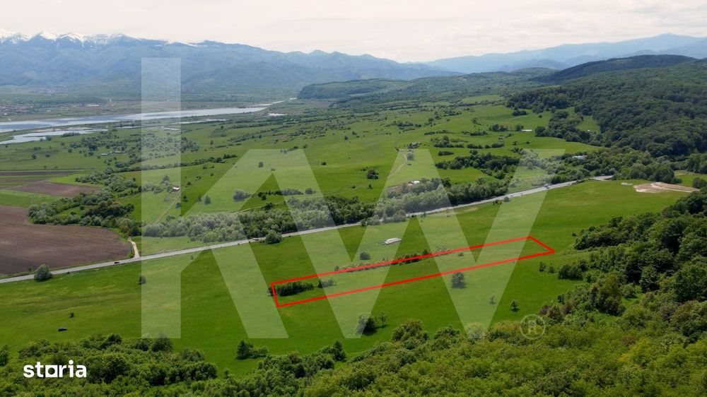 Teren de vanzare – 4.000 mp la intrare in Bradu, judetul Sibiu